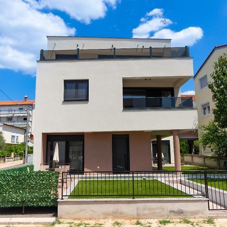 Princess Lea'S Apartment Zadar Bagian luar foto